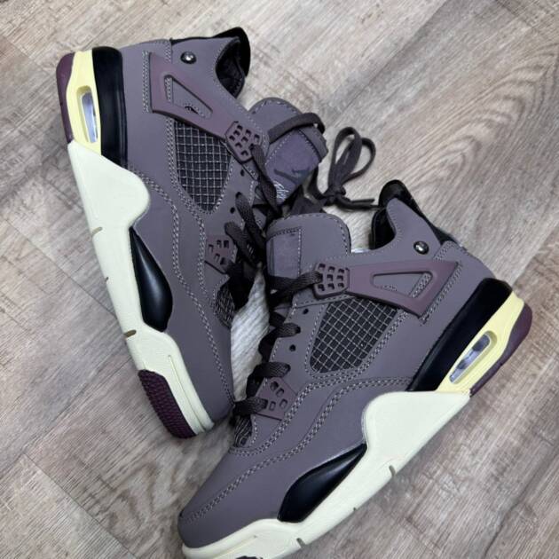 Air Jordan 4 Retro "Taupe Haze"