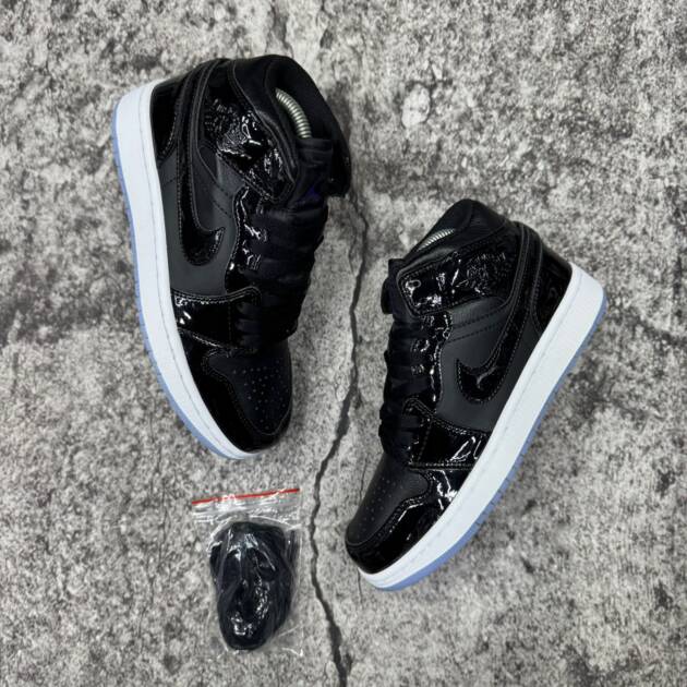 Air Jordan 1 Mid SE "Space Jam".